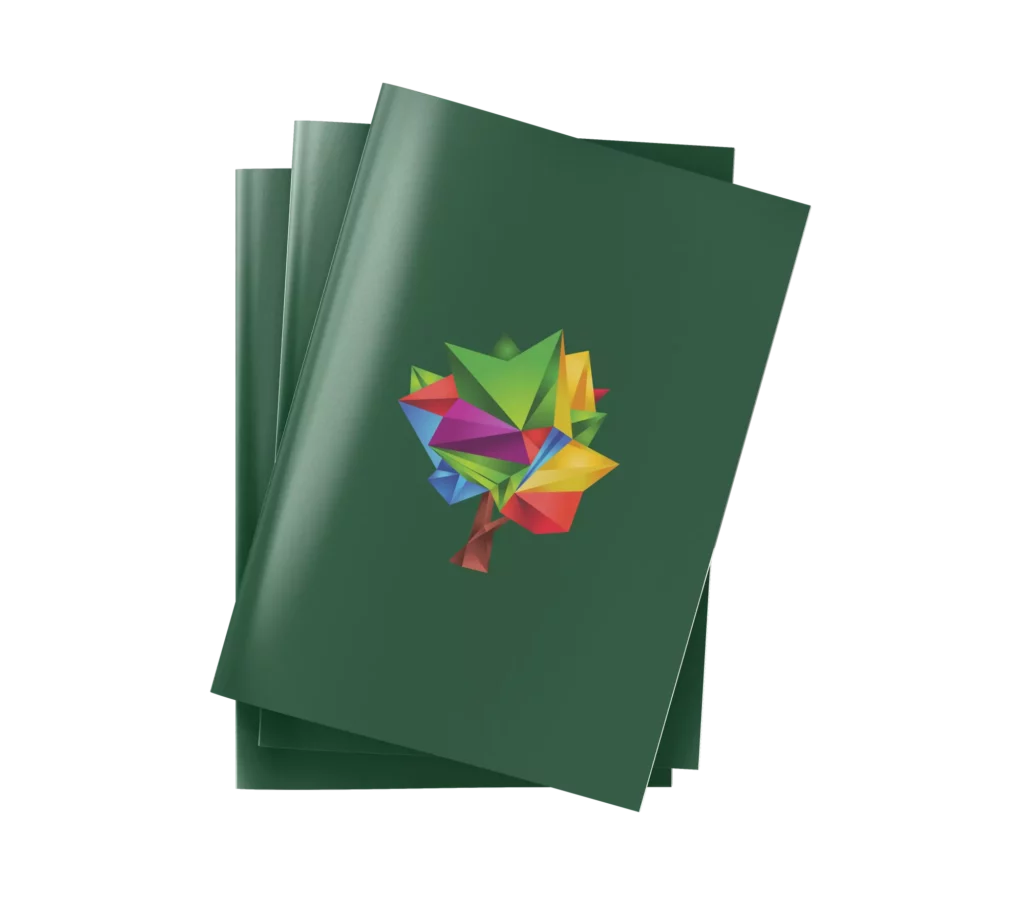 Gestapelde groene kaarten met een kleurig geometrisch bladerontwerp in rood, geel, blauw en groen.